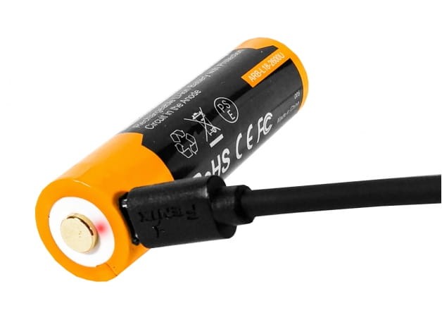 akumulator-fenix-usb-arb-l18u-18650-2600.jpg